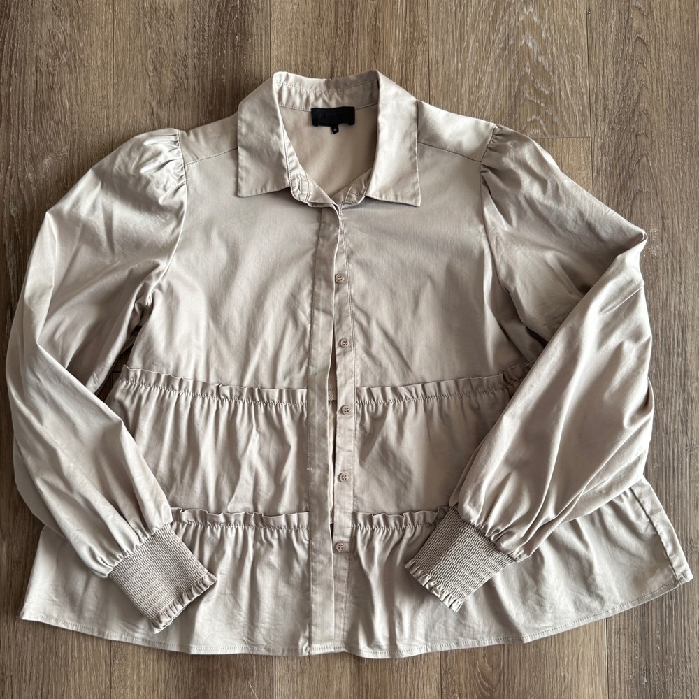 Leveté Room Tiered Ruffle Button-Down Blouse -‎ Size M - Beige/Tan Long Sleeve